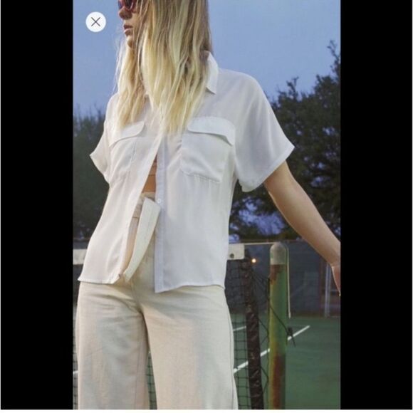 New Urban Outfitters Sheer Patch Pocket Collared Short Sleeve Button Down Size M - Picture 1 of 8